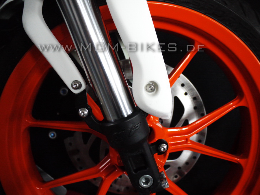 ktm duke 120